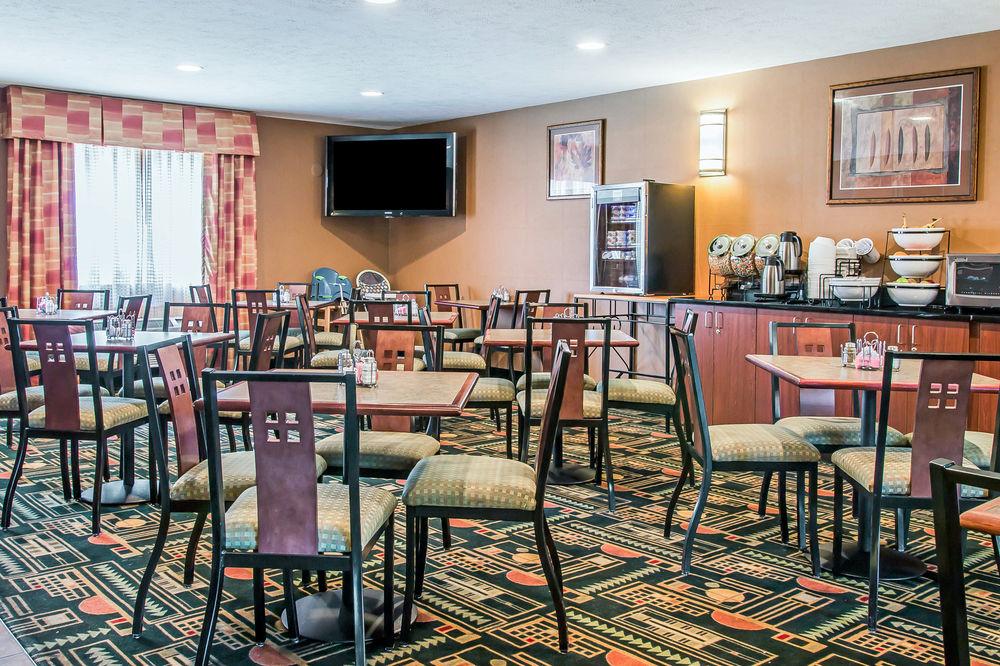 Comfort Inn טראוורס סיטי מראה חיצוני תמונה
