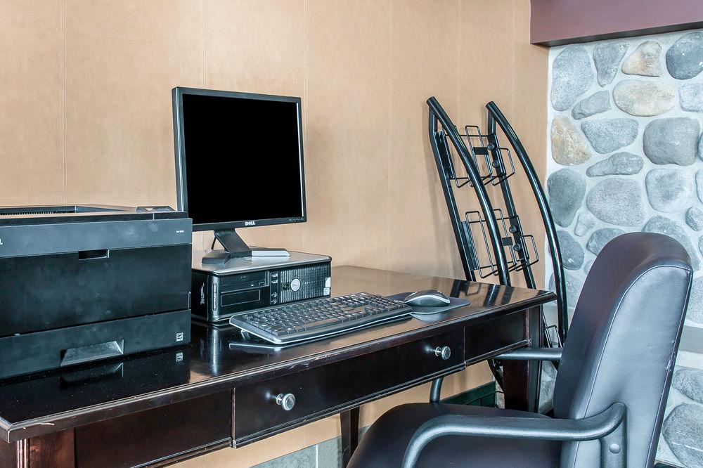 Comfort Inn טראוורס סיטי מראה חיצוני תמונה