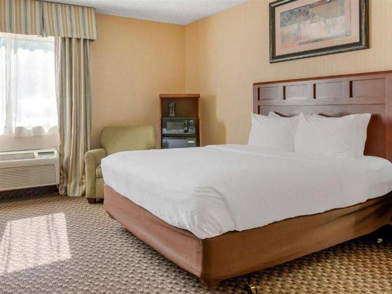 Comfort Inn טראוורס סיטי מראה חיצוני תמונה