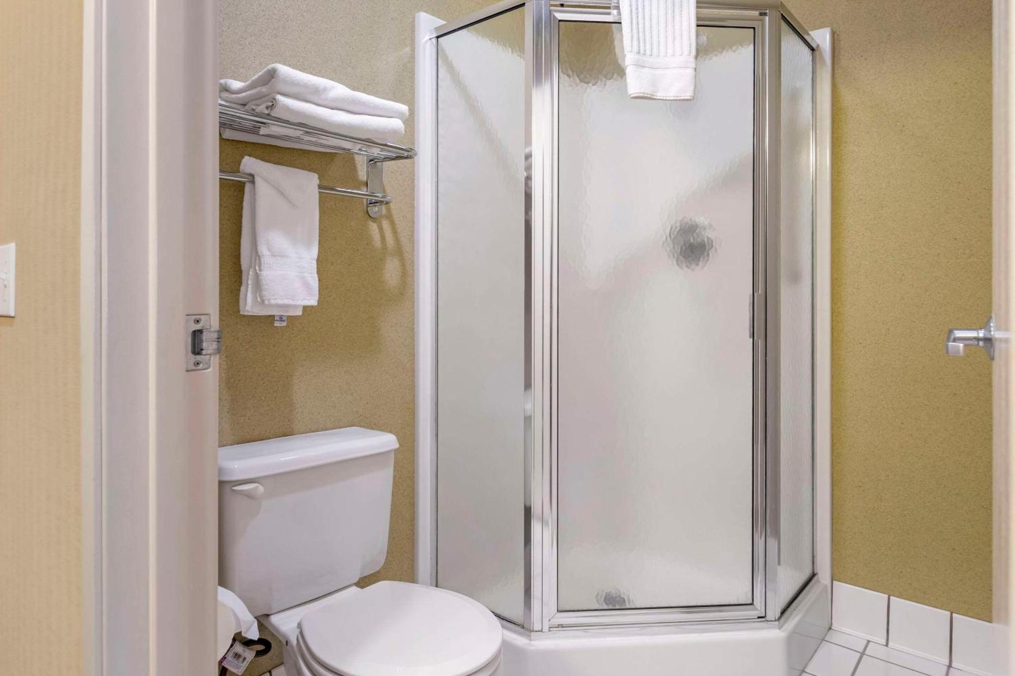 Comfort Inn טראוורס סיטי מראה חיצוני תמונה
