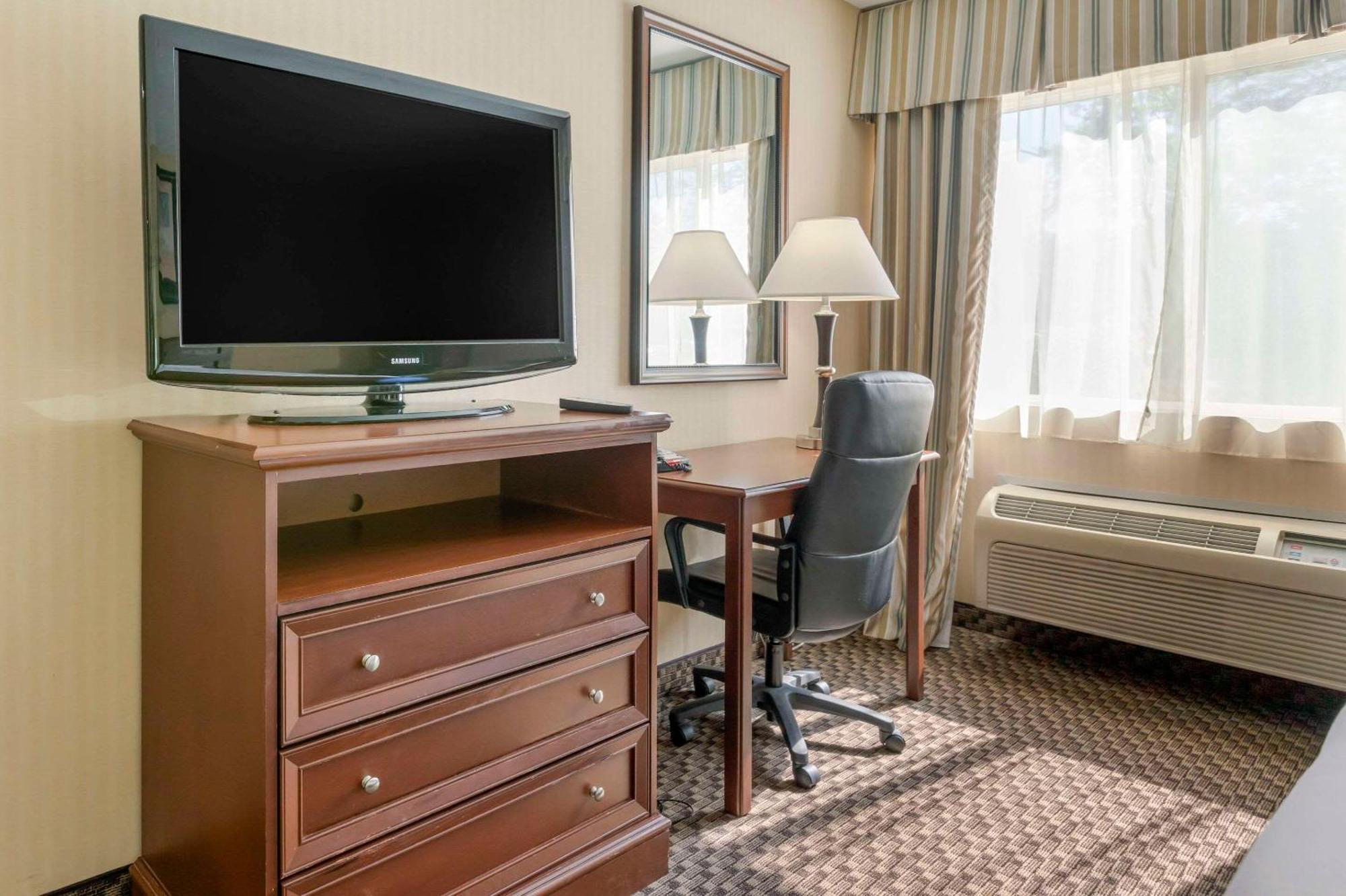 Comfort Inn טראוורס סיטי מראה חיצוני תמונה
