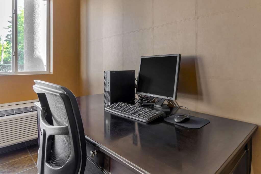 Comfort Inn טראוורס סיטי מתקנים תמונה