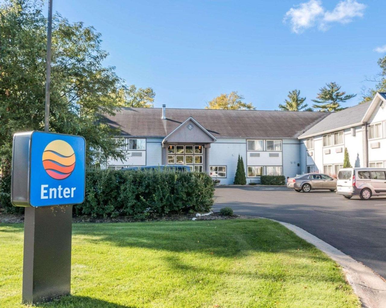 Comfort Inn טראוורס סיטי מראה חיצוני תמונה